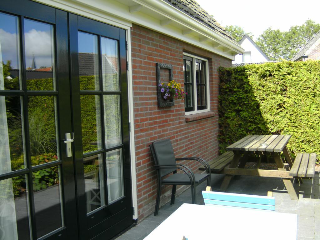 'T Laaisterplakky Bed & Breakfast Oude Bildtzijl Exterior photo