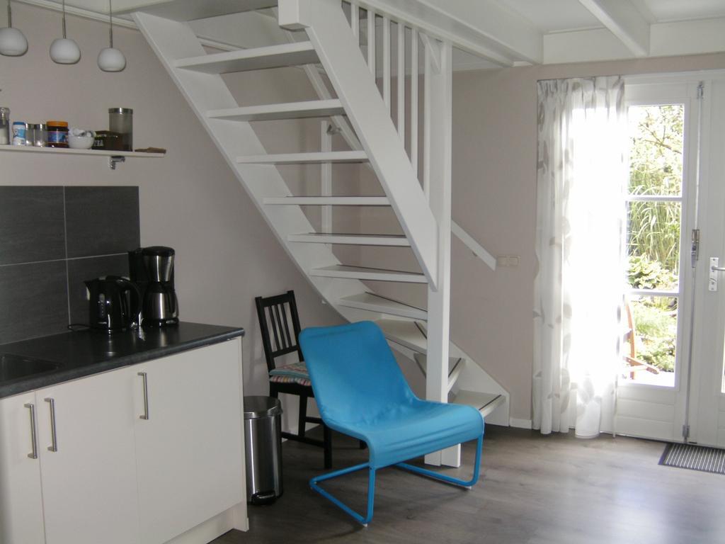 'T Laaisterplakky Bed & Breakfast Oude Bildtzijl Room photo