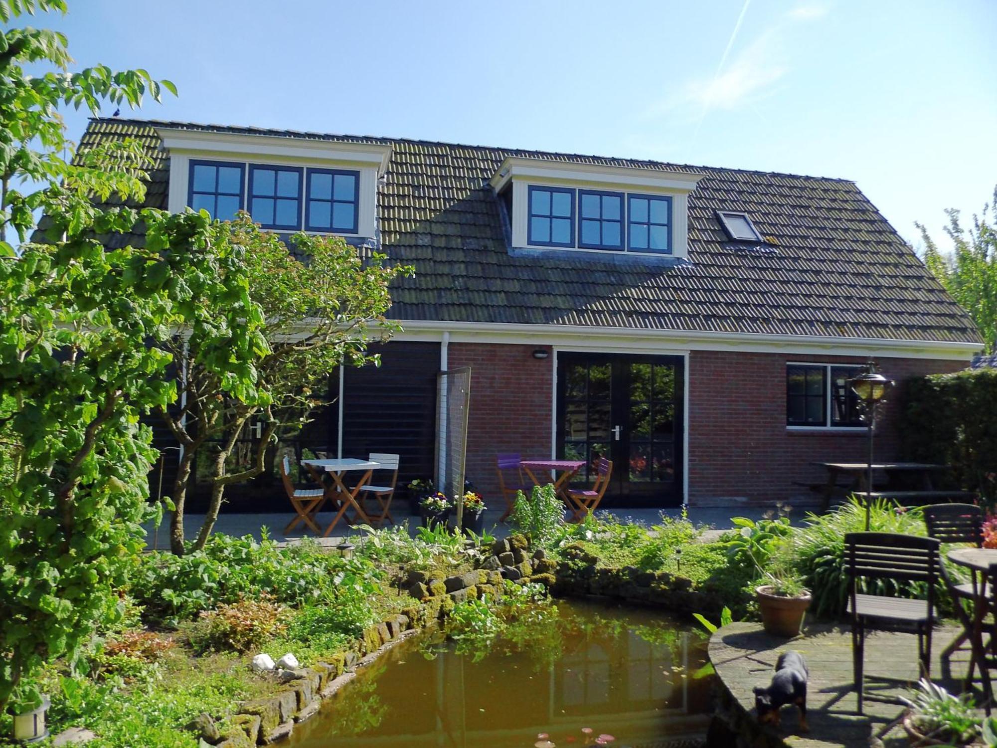 'T Laaisterplakky Bed & Breakfast Oude Bildtzijl Exterior photo