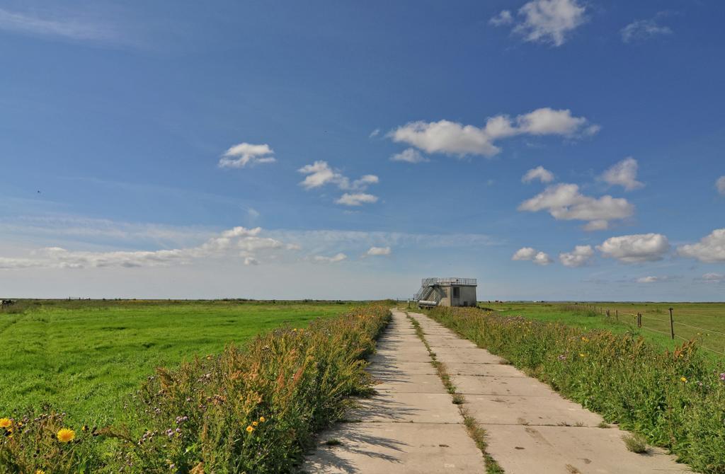 'T Laaisterplakky Bed & Breakfast Oude Bildtzijl Exterior photo